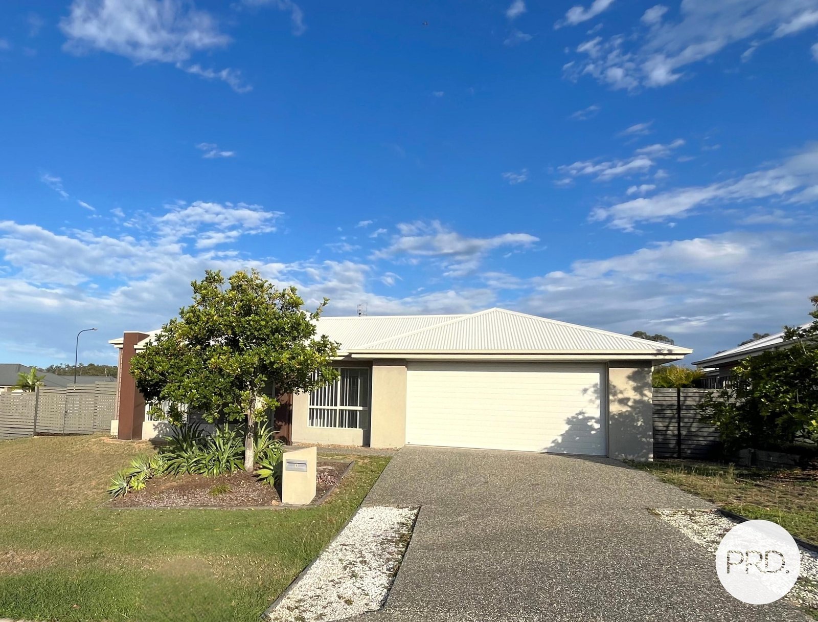 6 Kurwongbah Street BOYNE ISLAND 1