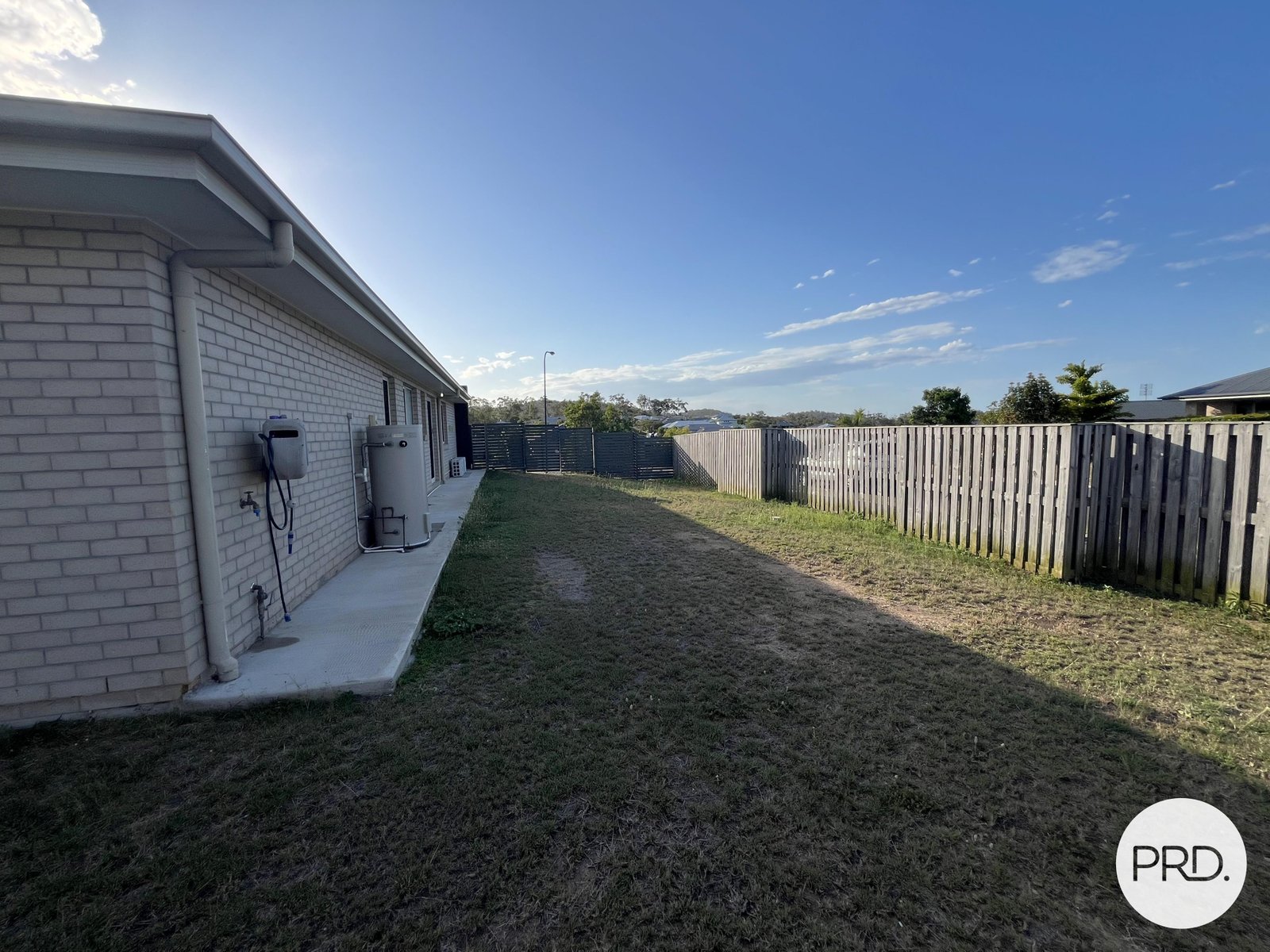 6 Kurwongbah Street BOYNE ISLAND 15