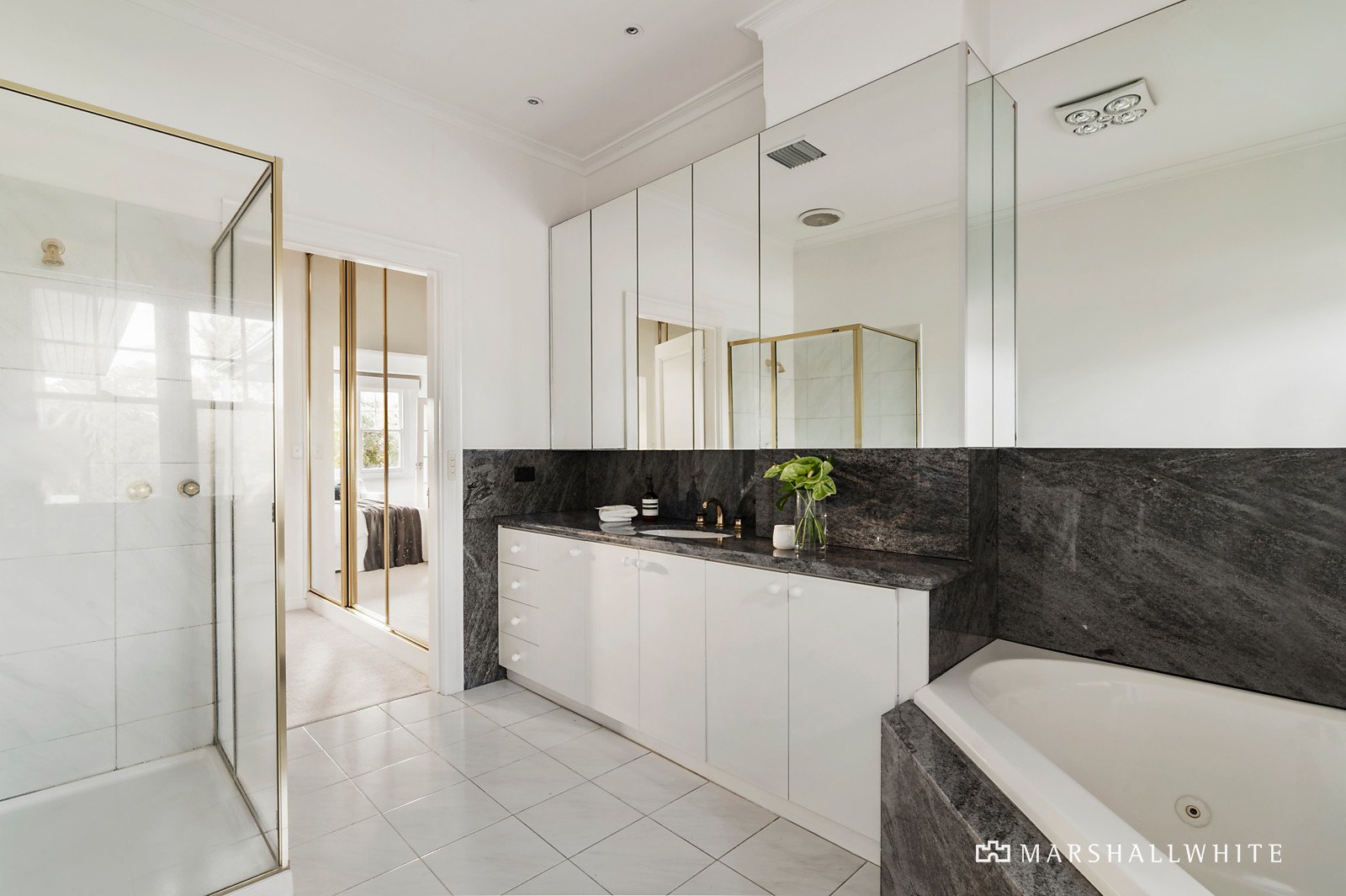 6 Kyeamba Grove, Toorak, VIC