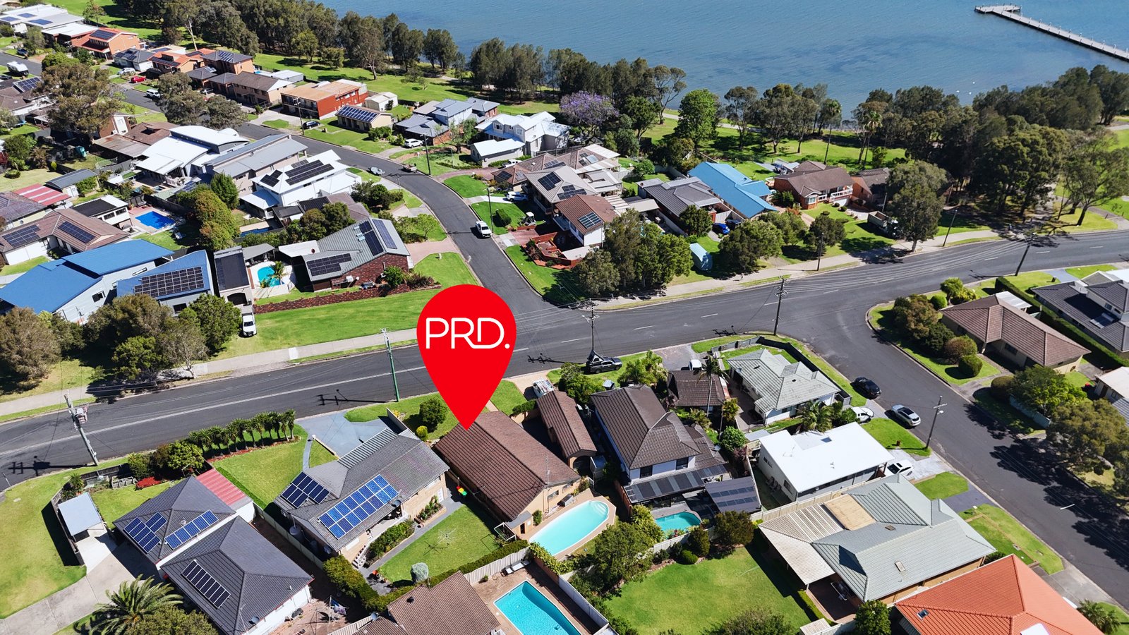 6 Lakeside Drive KANAHOOKA 11