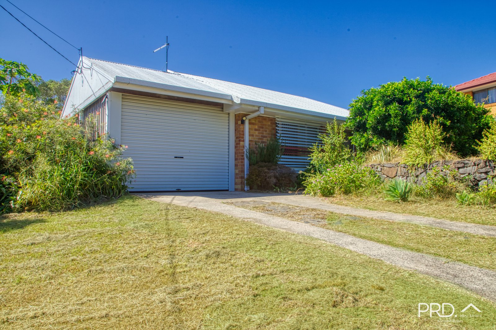 6 Lakeview Drive GENEVA 17