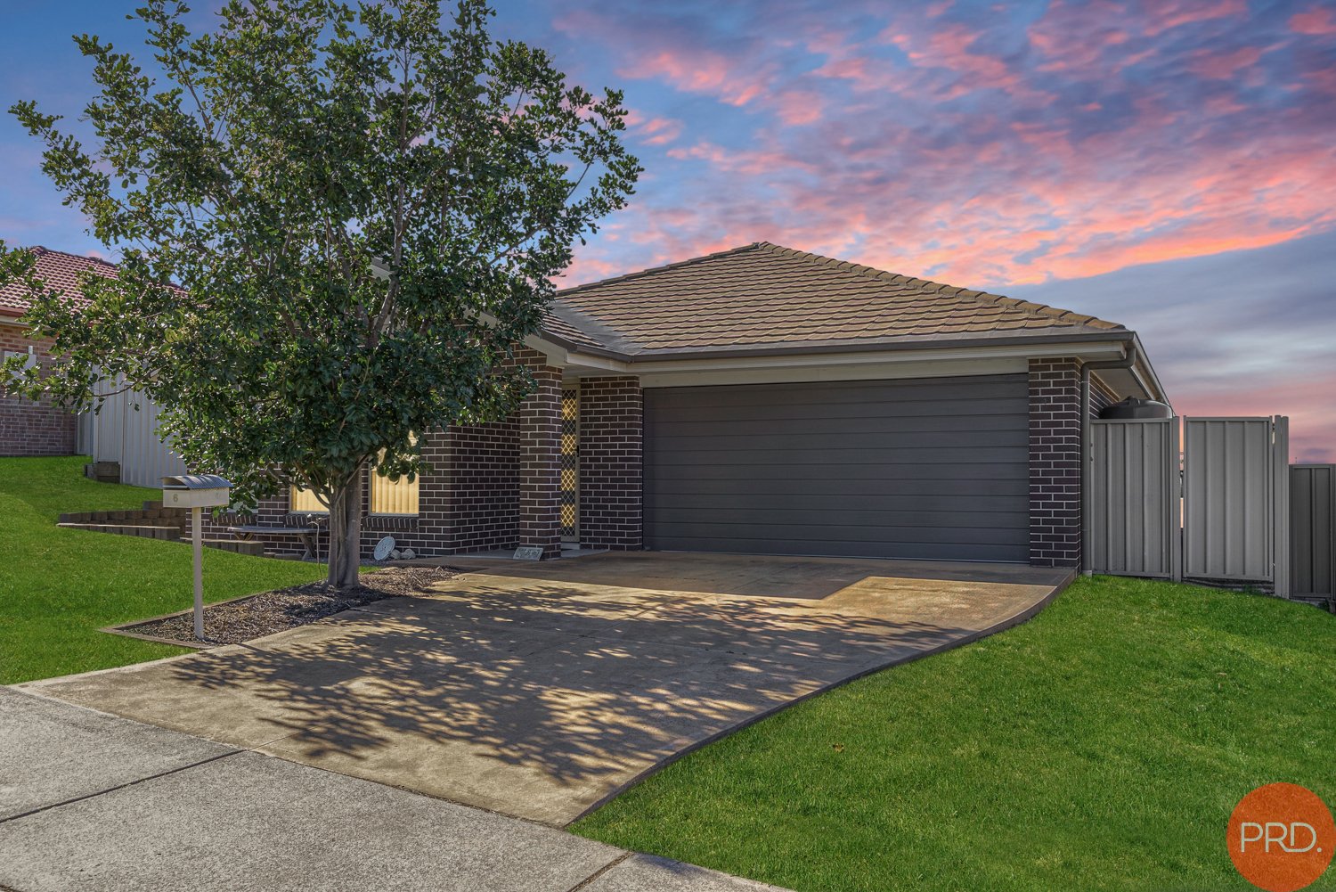 6 Lancaster Street THORNTON 5