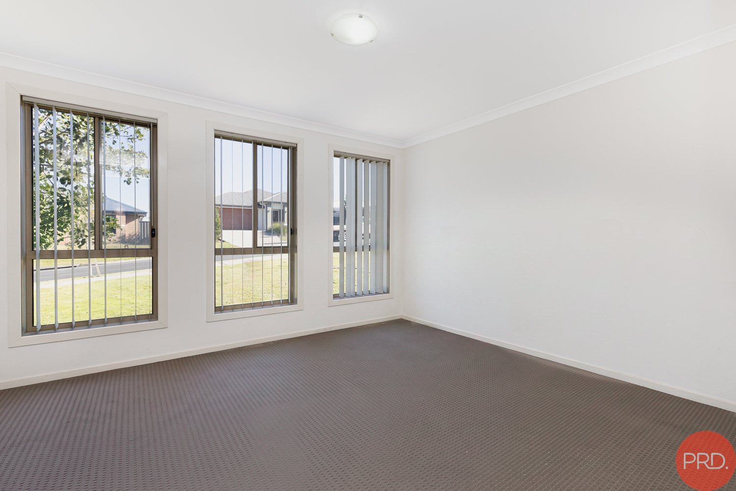 6 Lancaster Street THORNTON 12