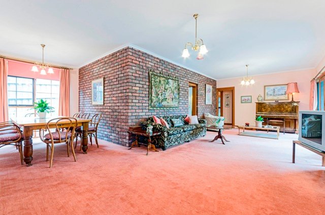 Gallery: 6 Lansell Drive