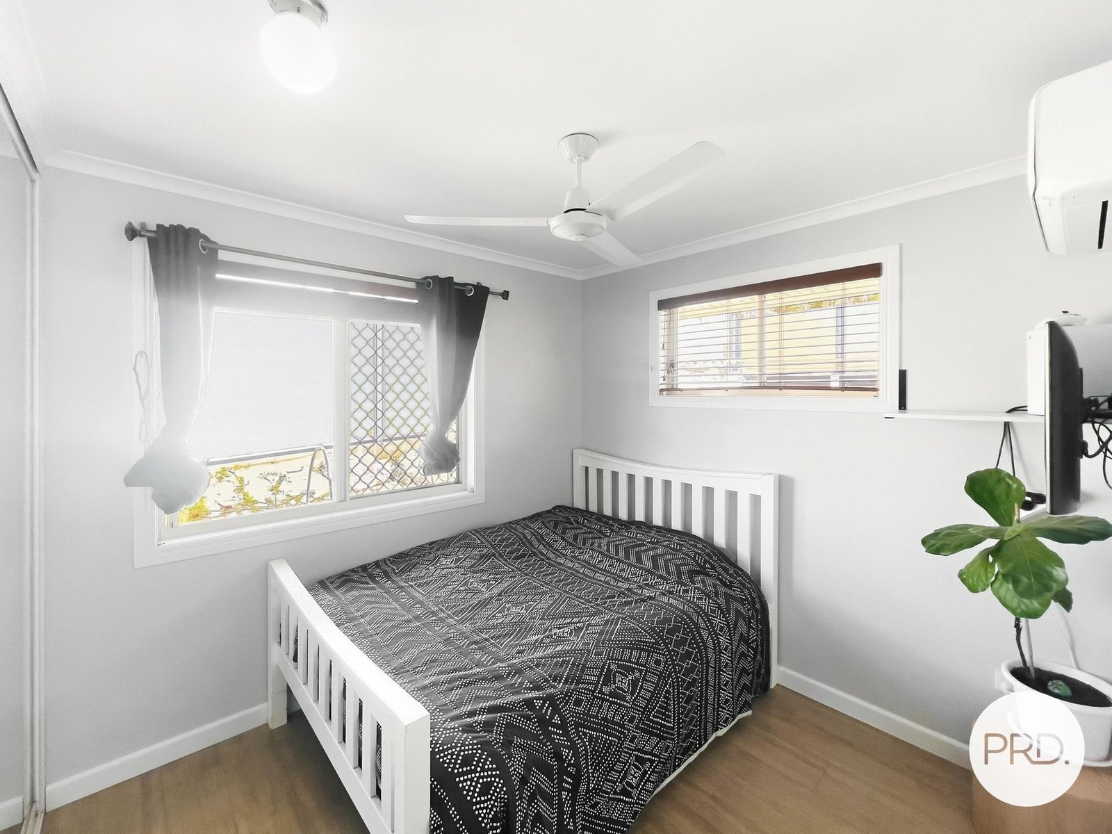6 Latrobe Street TANNUM SANDS 9