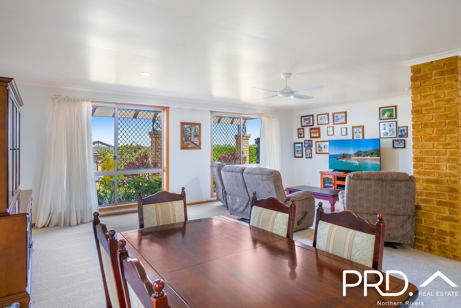 6 Laurie Place CASINO 12