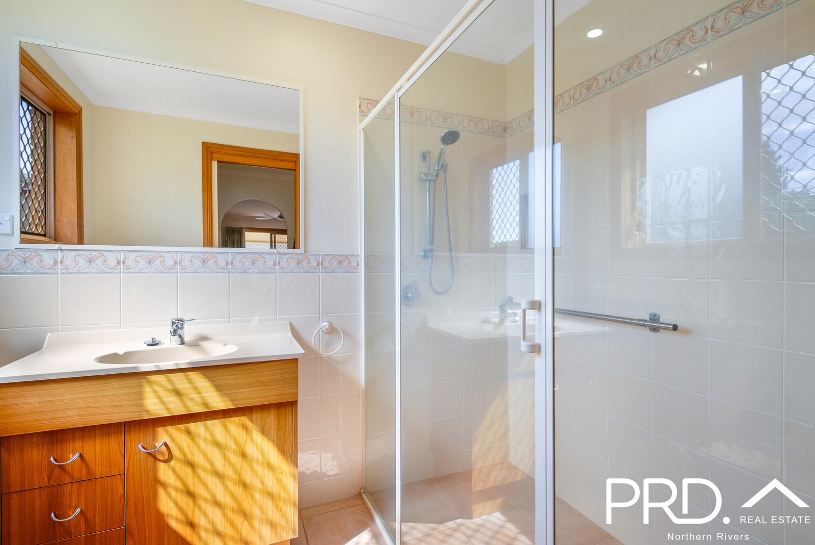 6 Laurie Place CASINO 21