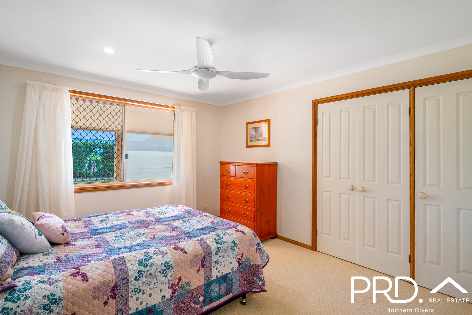 6 Laurie Place CASINO 24