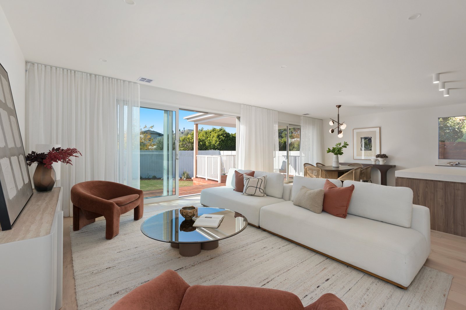Gallery: 6 Lawborough Avenue