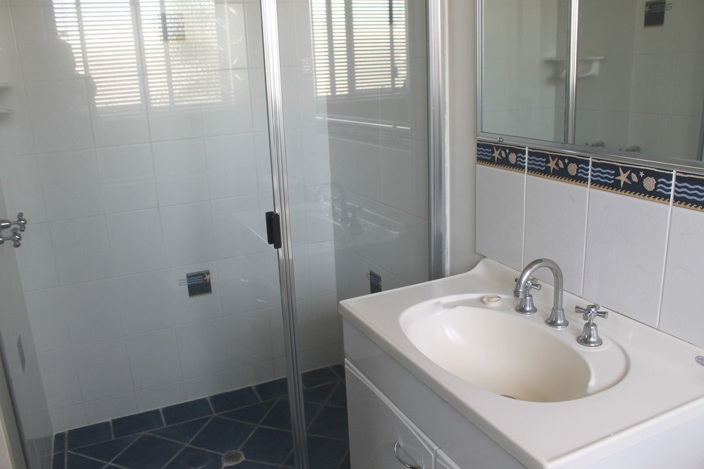 6 Lawrence Court TANNUM SANDS 11