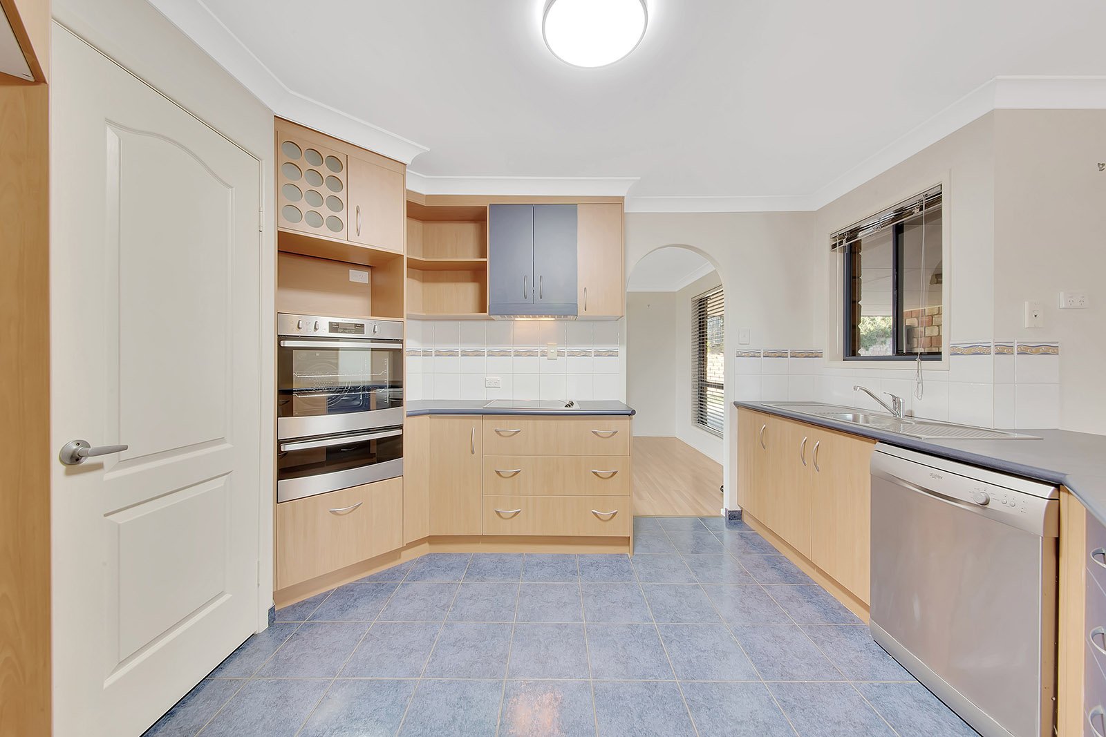 6 Lawrence Court TANNUM SANDS 2