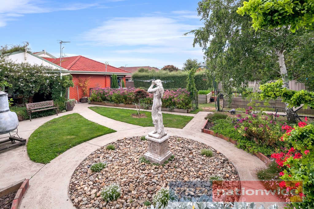 6 Lawrie Drive ALFREDTON 13