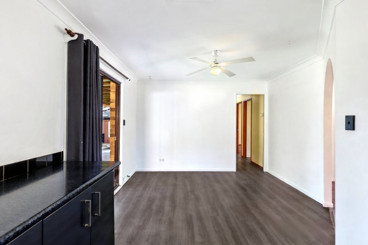 6 Lawson Place TAMWORTH 5