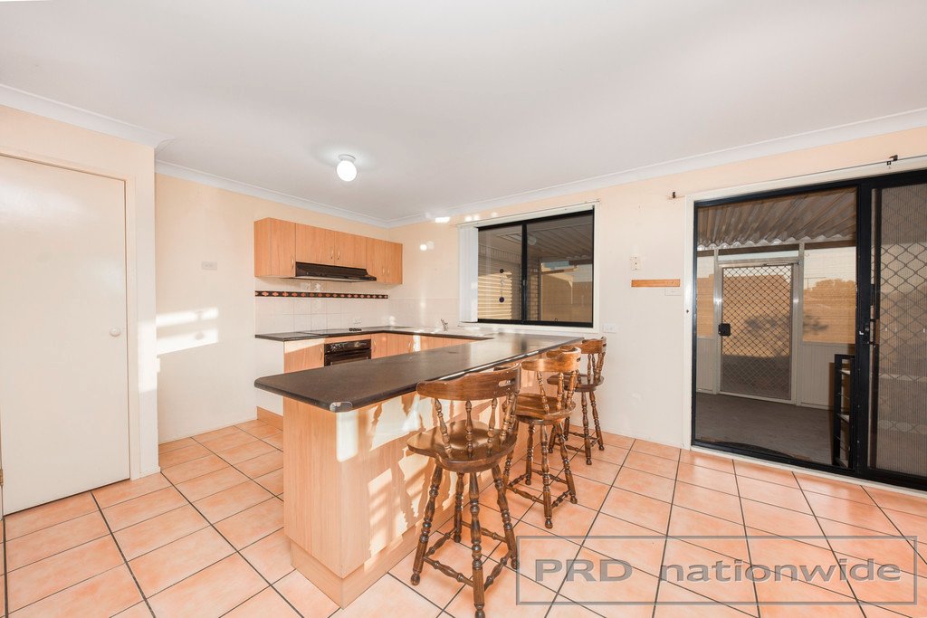 6 Leaver St  GRETA 6