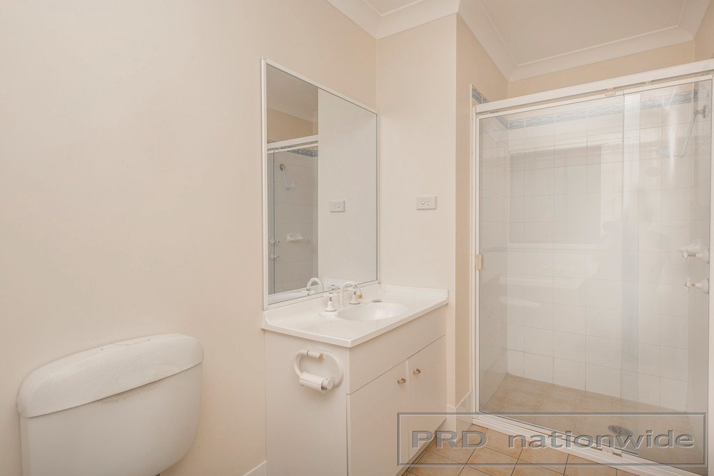 6 Leaver St  GRETA 12