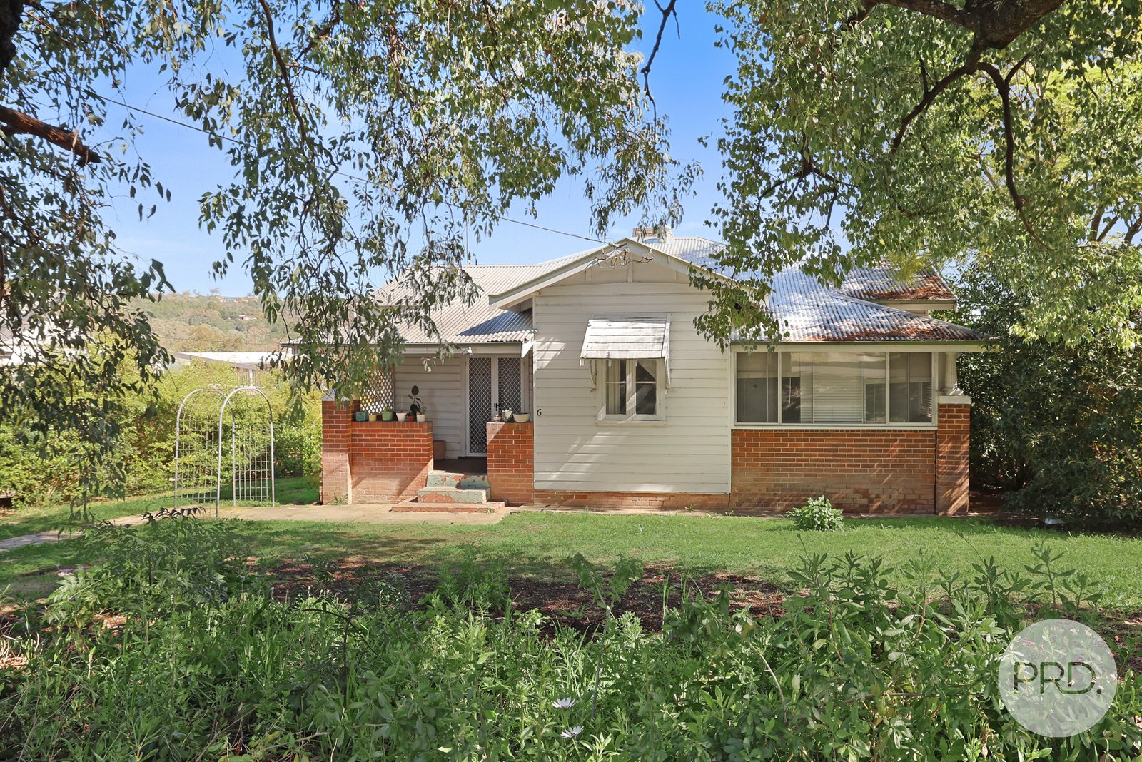 6 Lee Avenue QUIRINDI 1