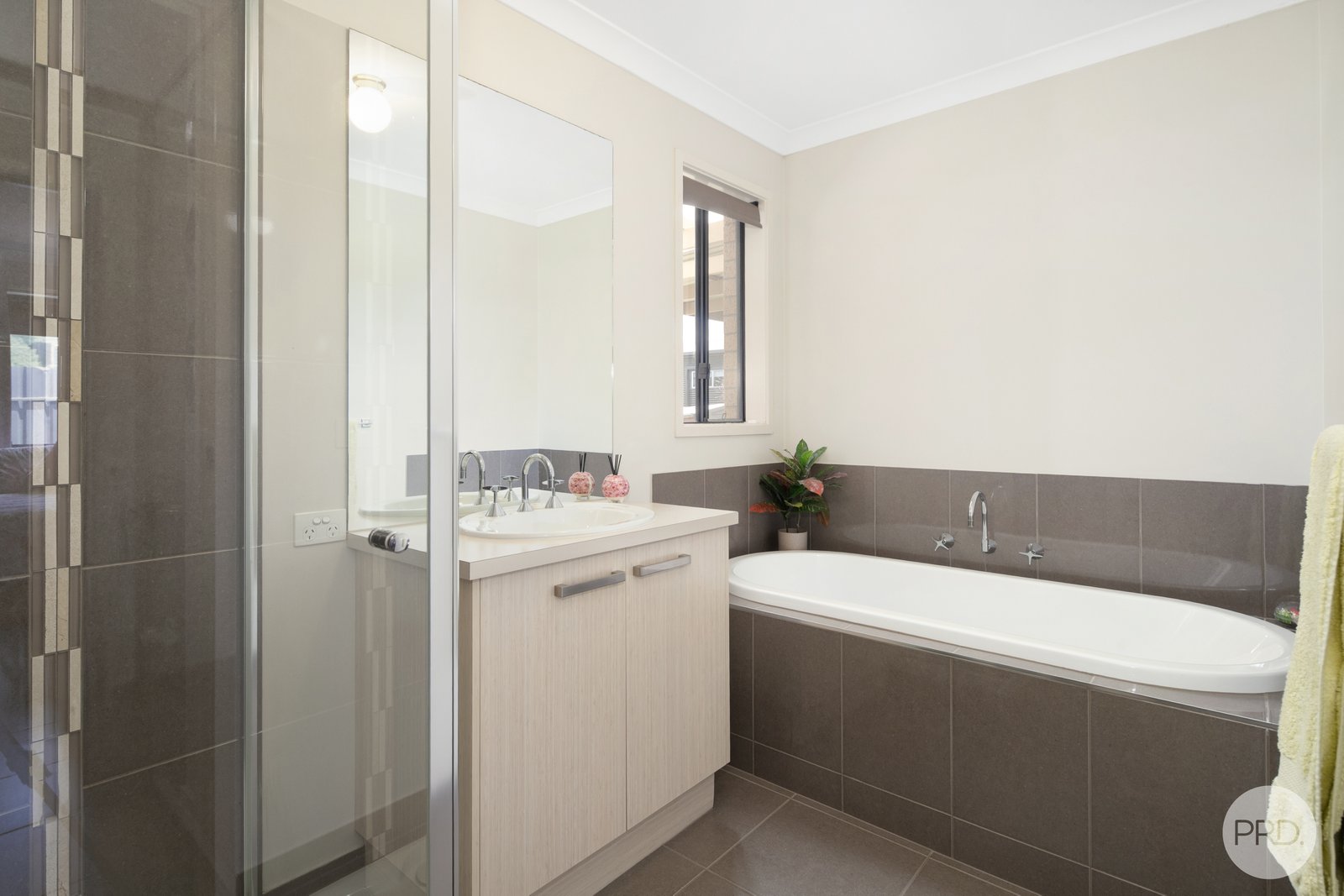 6 Lees Street CRESWICK 7