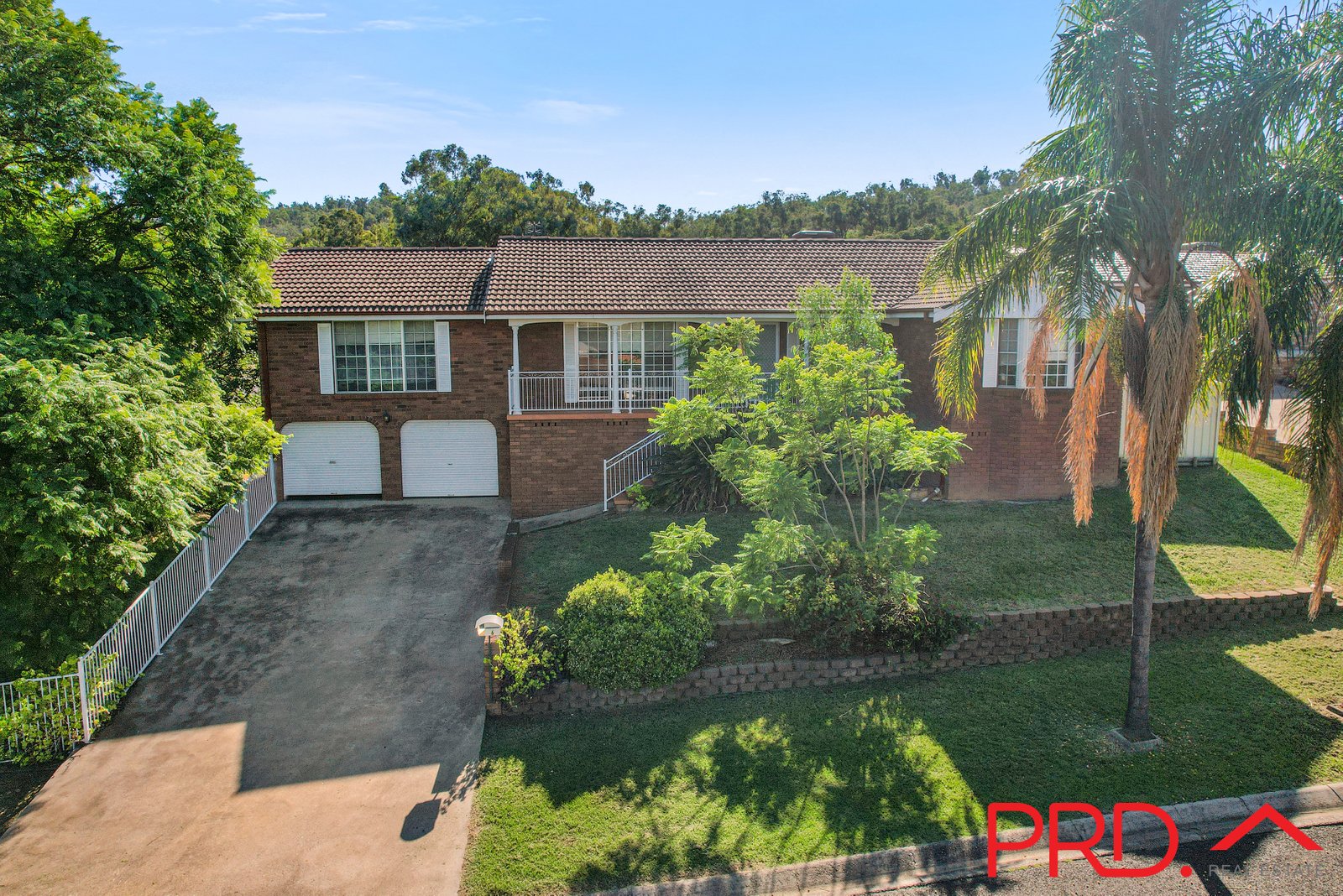 6 Lemon Gums Drive TAMWORTH 1