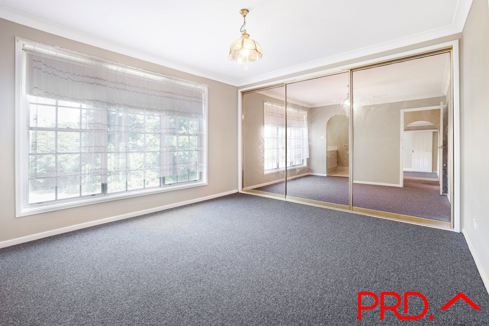 6 Lemon Gums Drive TAMWORTH 4