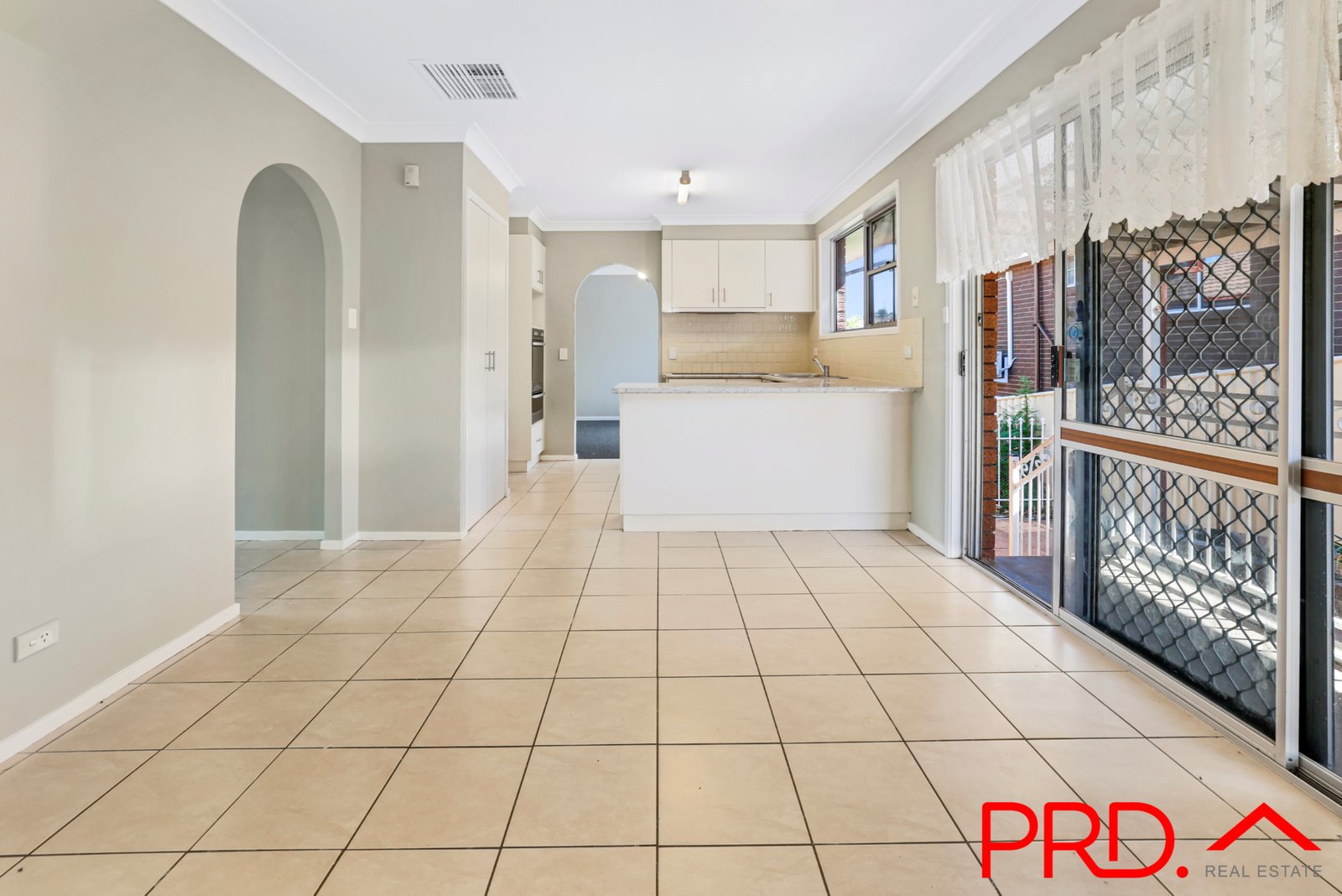 6 Lemon Gums Drive TAMWORTH 11