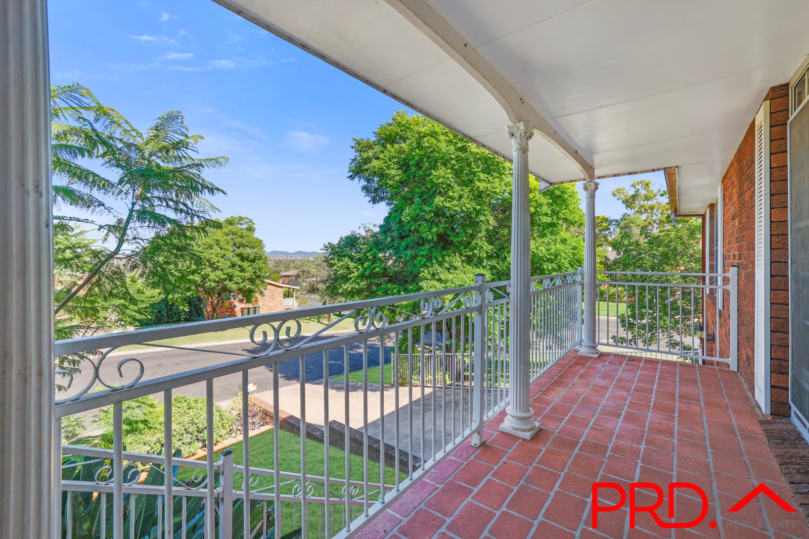 6 Lemon Gums Drive TAMWORTH NSW 2340