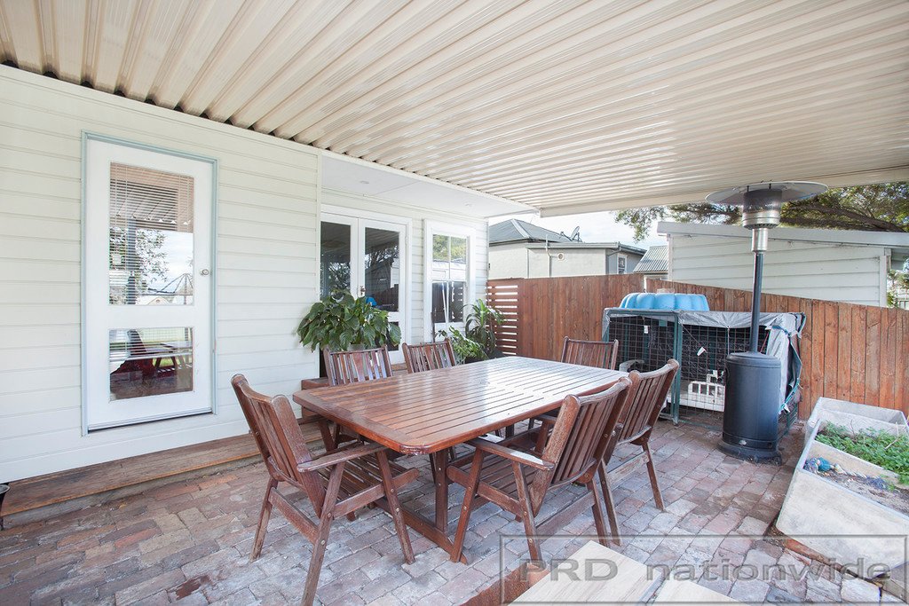 6 Lewis St  GRETA 11