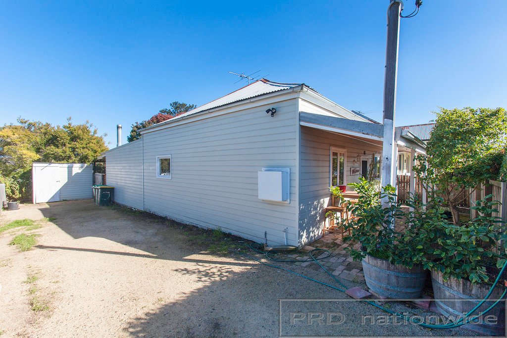 6 Lewis St  GRETA 15