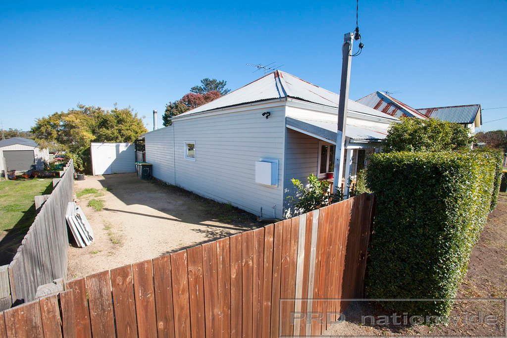 6 Lewis St  GRETA 16