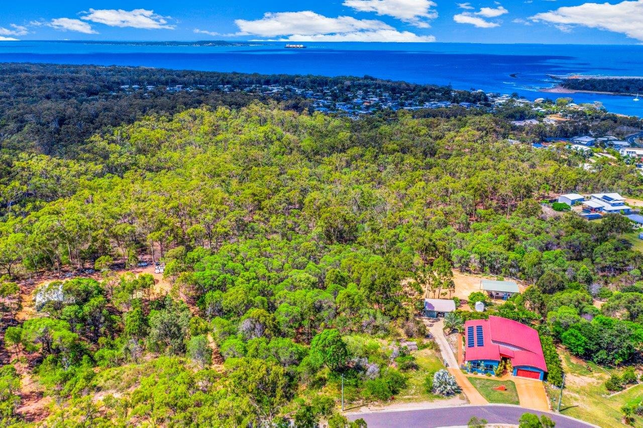 6 LILLY HILLS Close BOYNE ISLAND 5