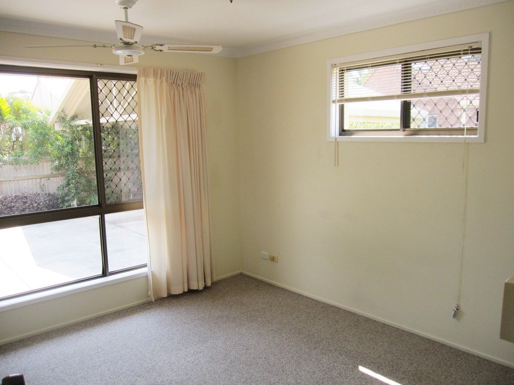 6 Limkin Street BURLEIGH WATERS 7