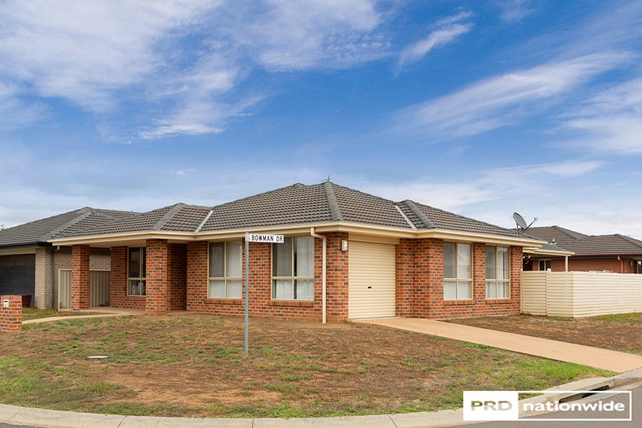 6 Lindsay Road TAMWORTH 2