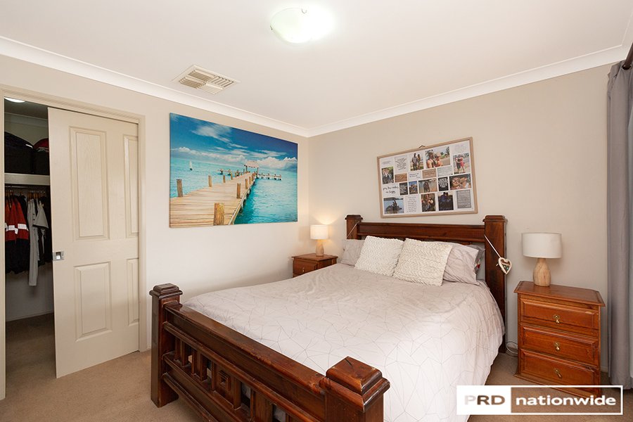 6 Lindsay Road TAMWORTH 17