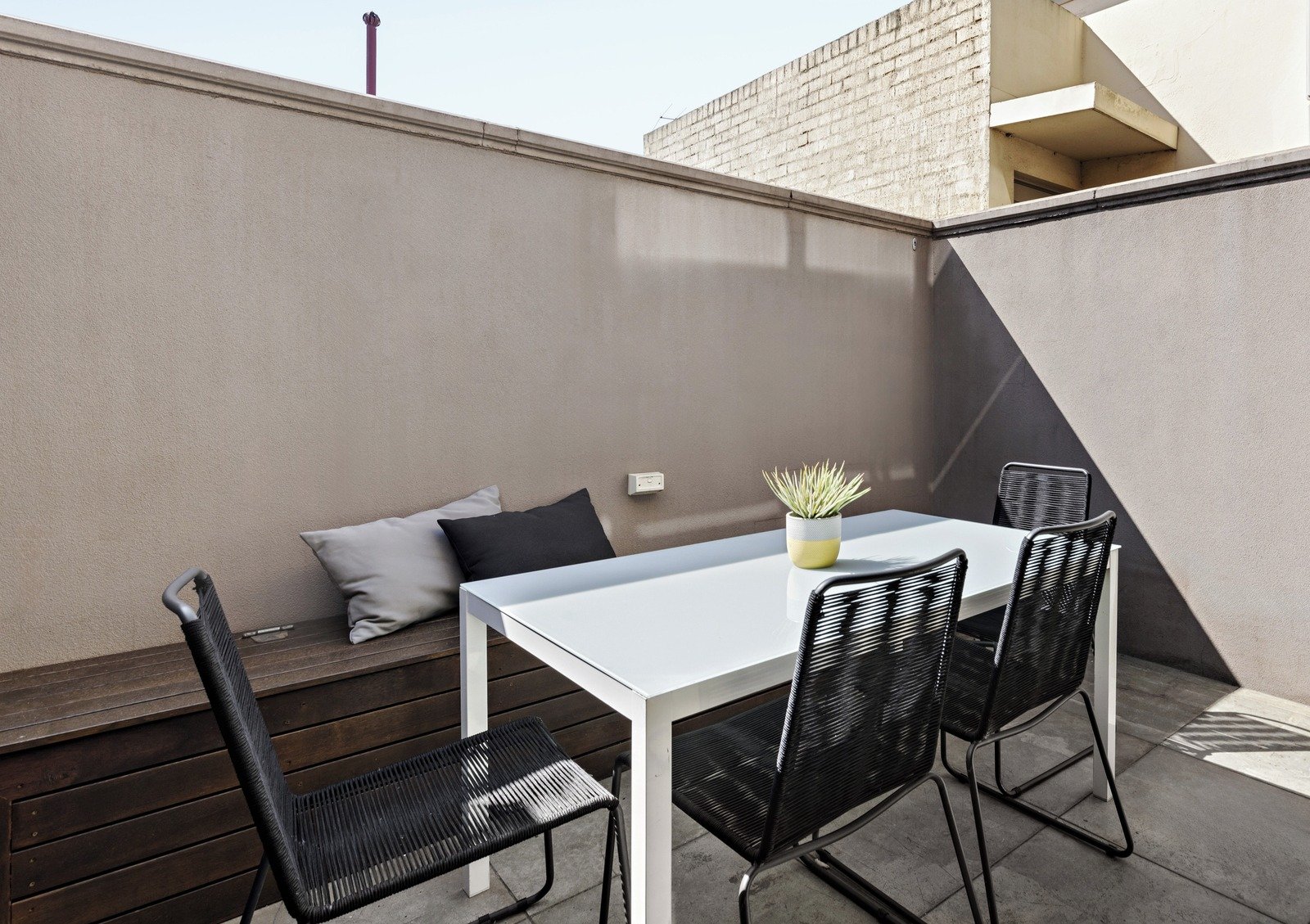 6 Little Finlay Street, Albert Park, 3206