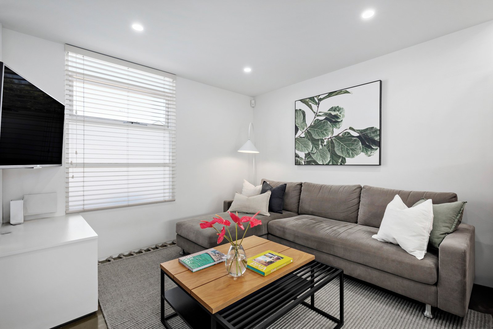 6 Little Finlay Street, Albert Park, 3206