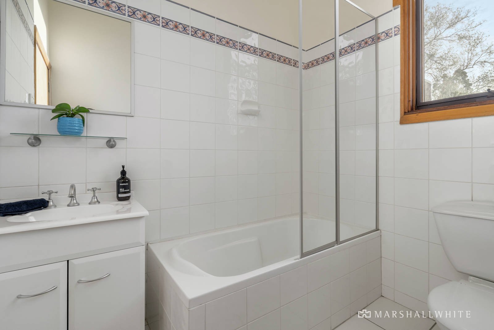 6 Loch Rae Court, Hawthorn, VIC