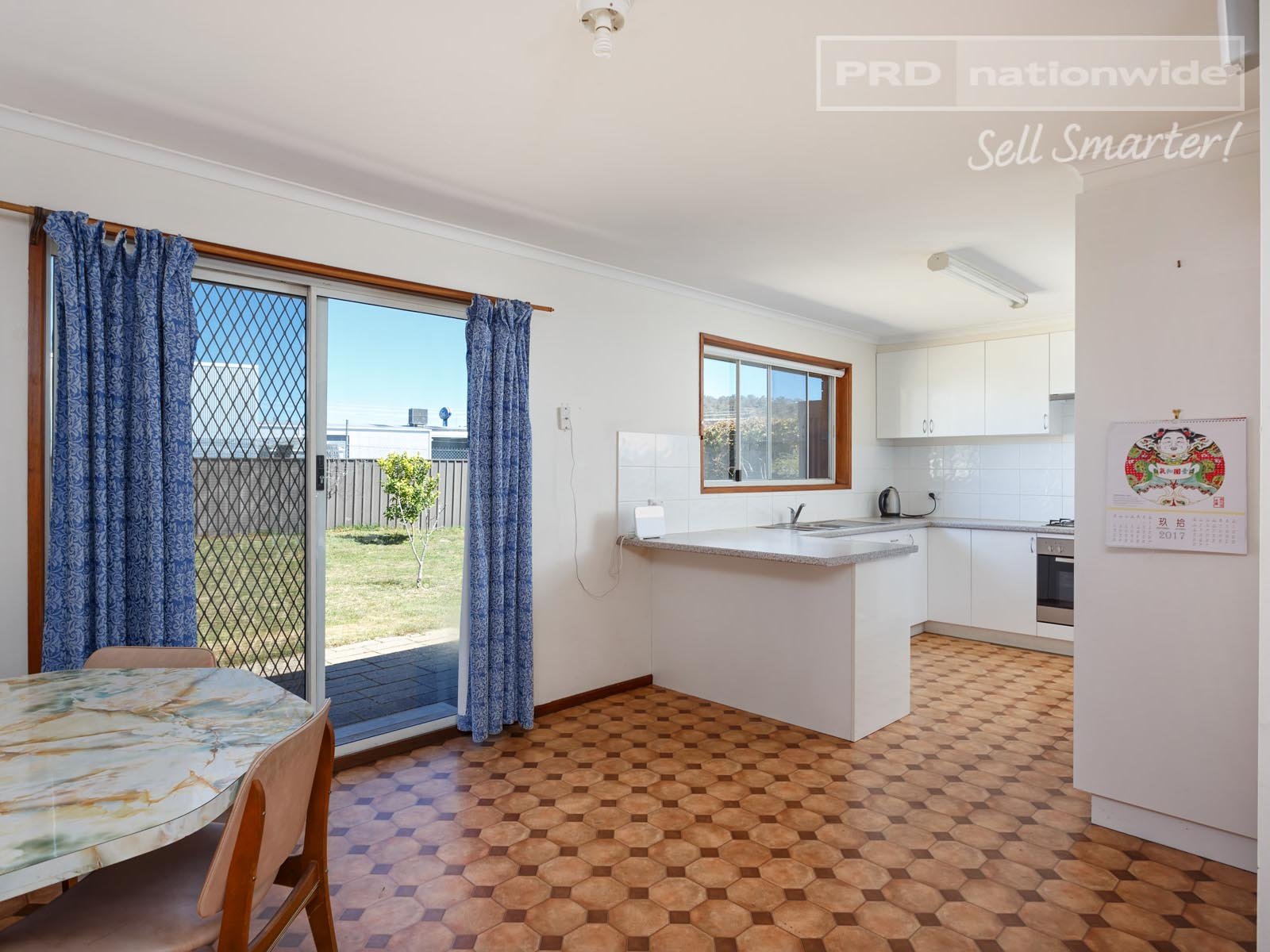 6 Lonergan Street WAGGA WAGGA 2