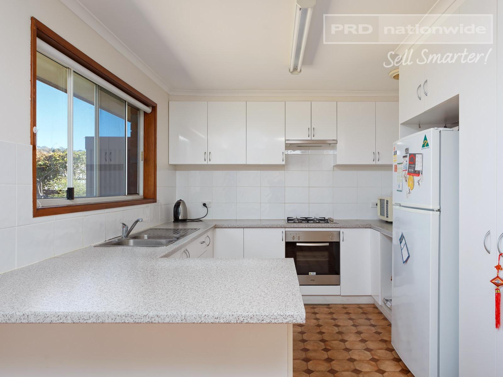 6 Lonergan Street WAGGA WAGGA 6