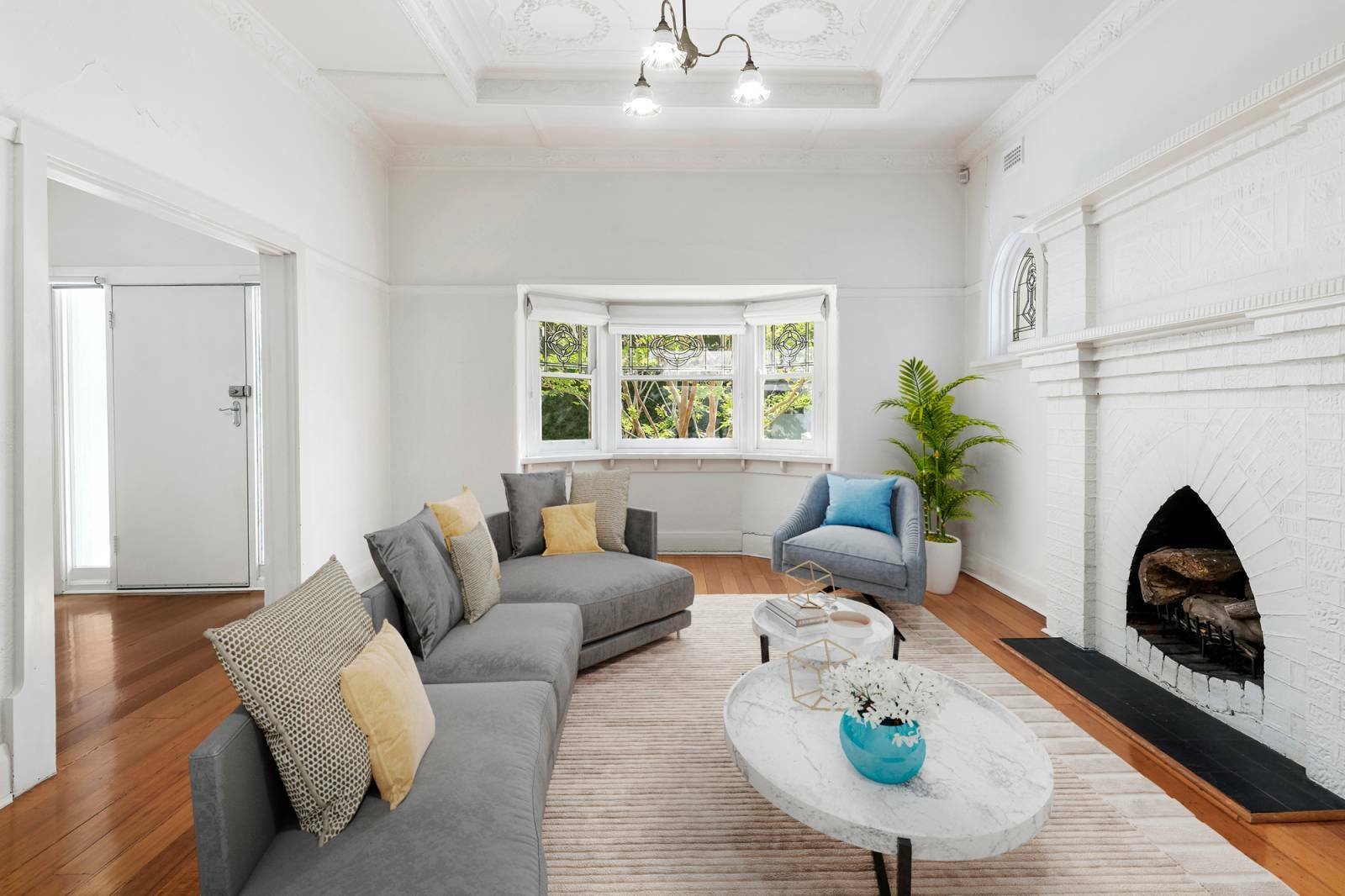 Gallery: 6 Lorac Avenue