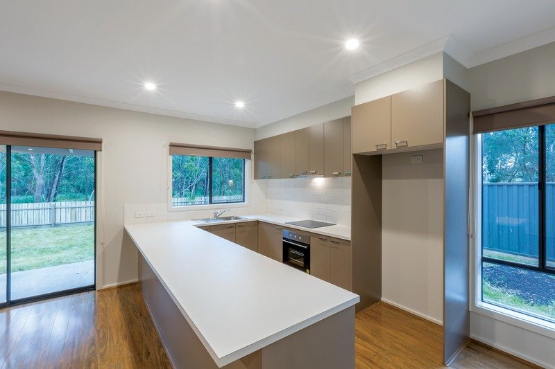 Gallery: 6 Lucia Crescent