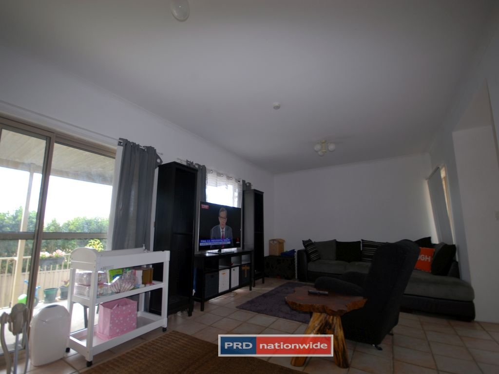 6 Macallan Street MERRIMAC 3