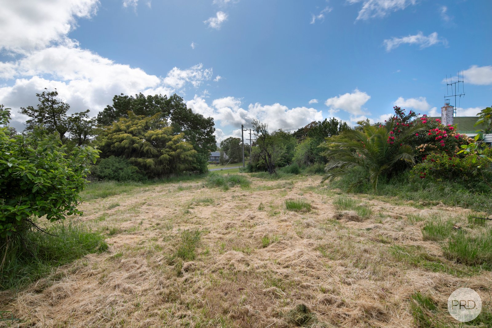 6 MacDonald Street CLUNES 4