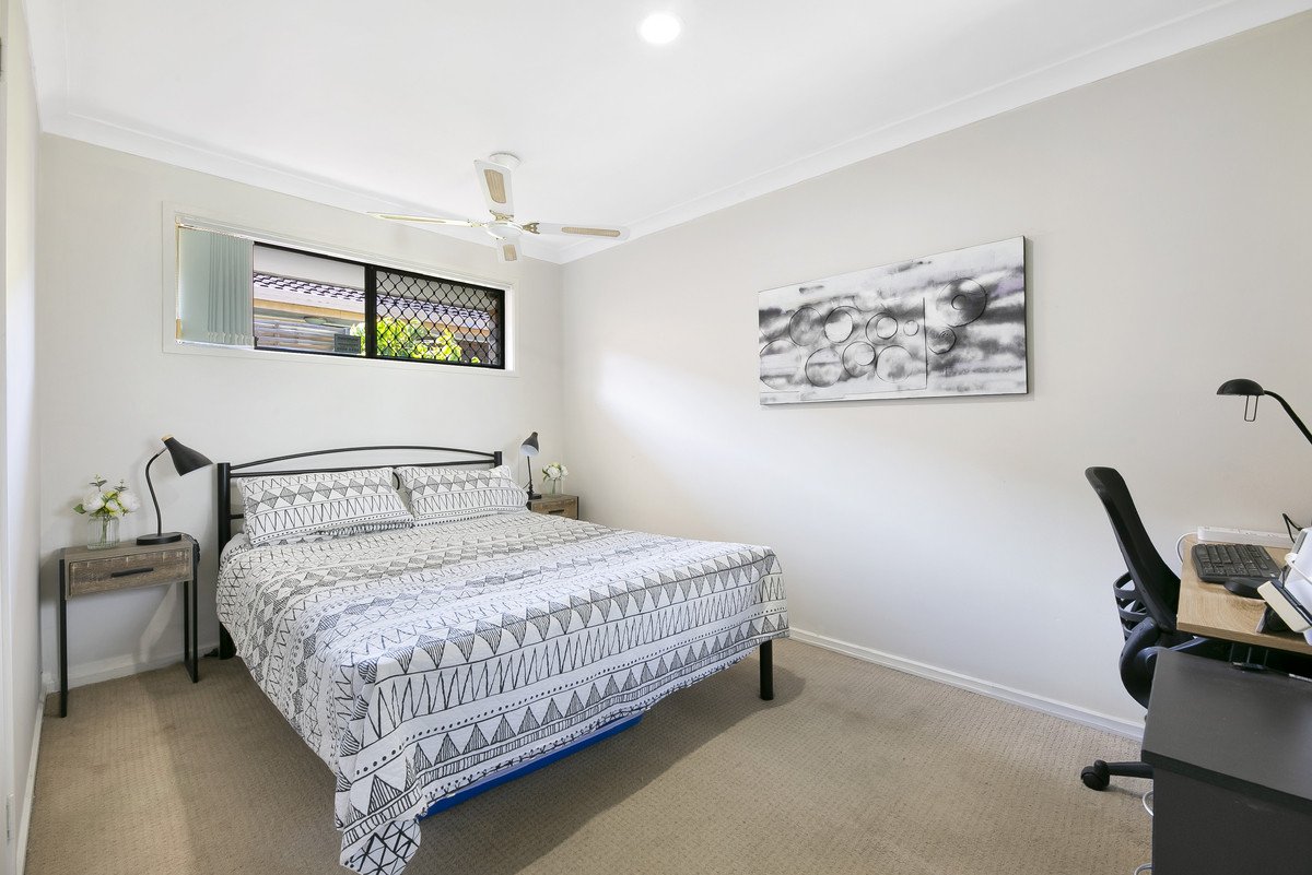 6 Magnetic Street Mermaid Waters 10