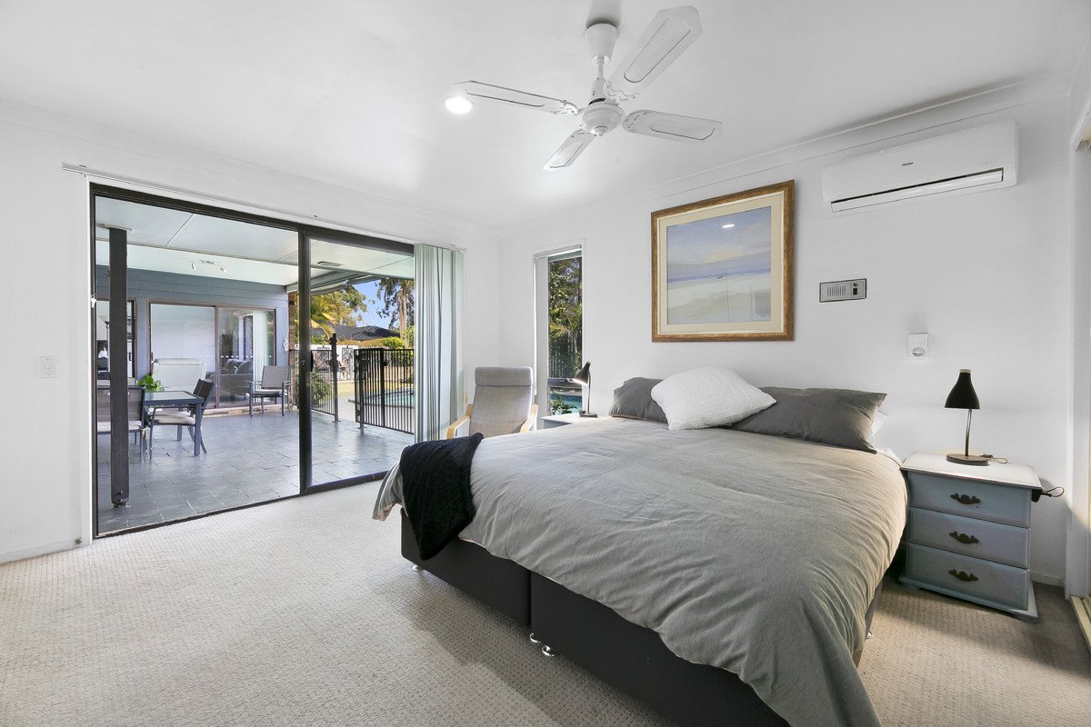 6 Magnetic Street Mermaid Waters 15