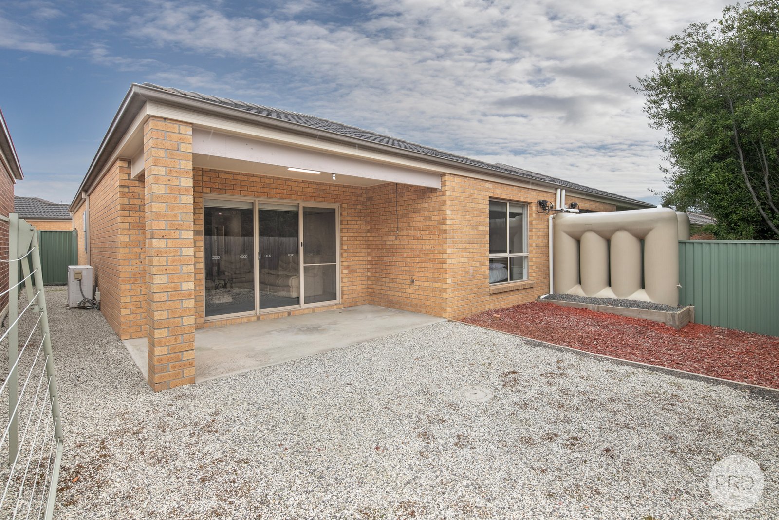 6 Malcolm Court BROWN HILL 14