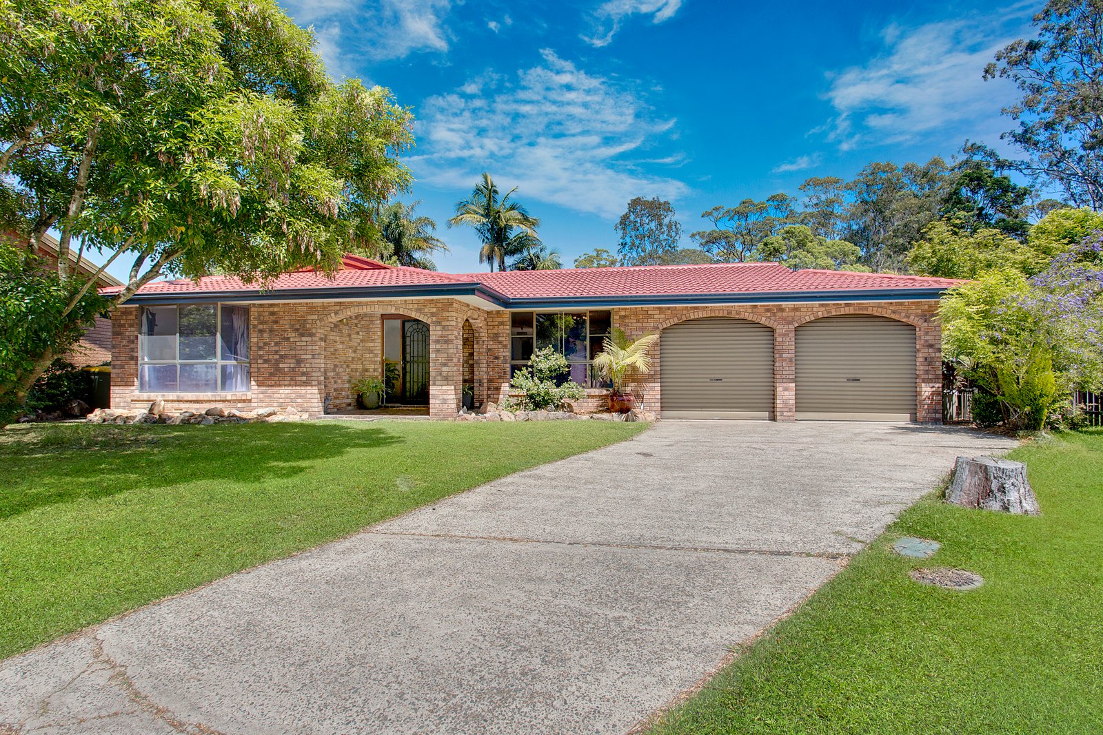 6 Mangrove Close LAKEWOOD 1