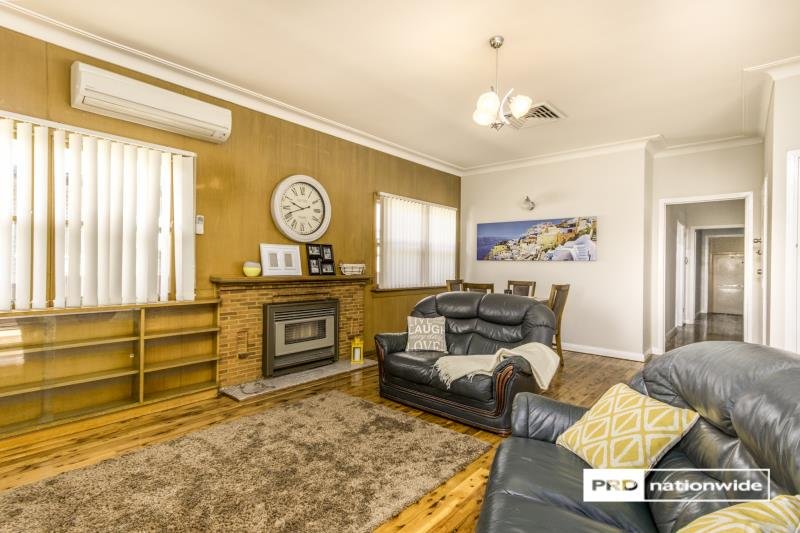 6 Marie Avenue TAMWORTH 3