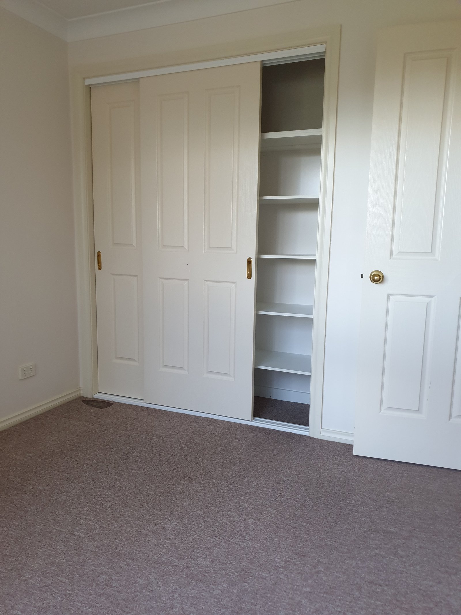 6 Maroo Street TUMUT 9