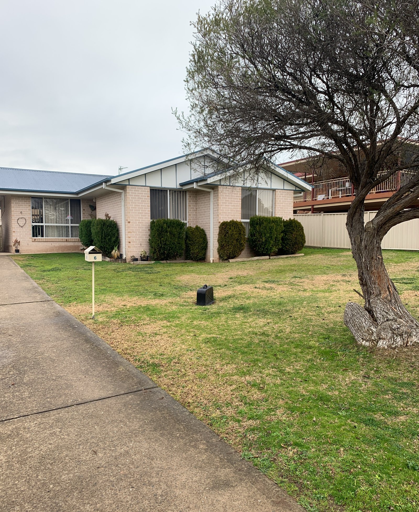 6 Maroo Street TUMUT 1
