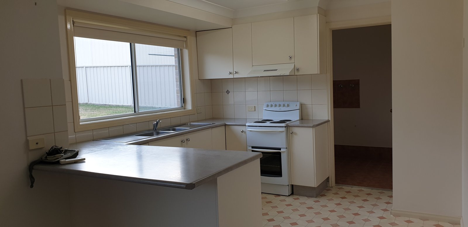 6 Maroo Street TUMUT 2