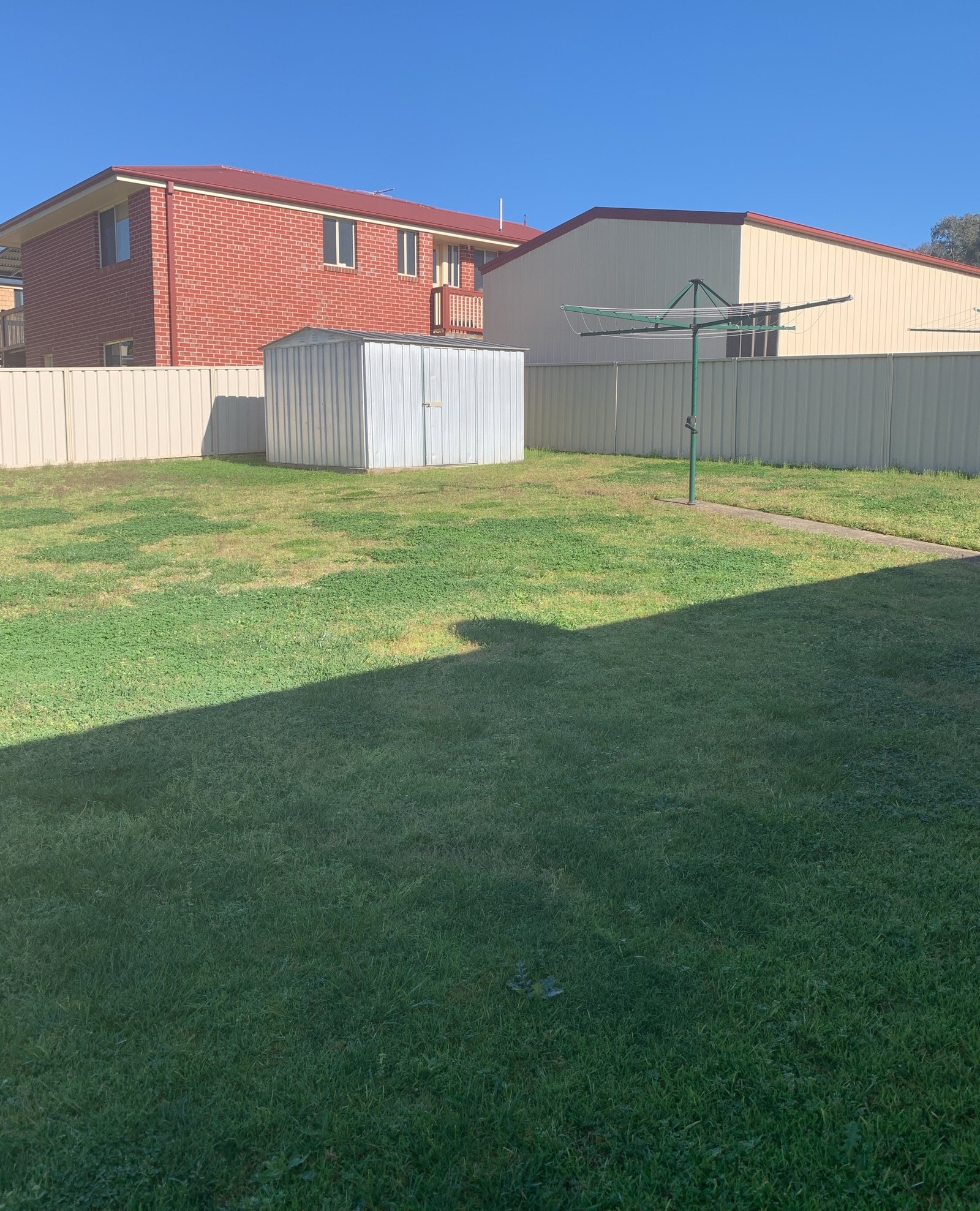 6 Maroo Street TUMUT 16